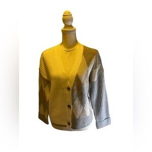 Rachel Zoe 3 button argyle sweater